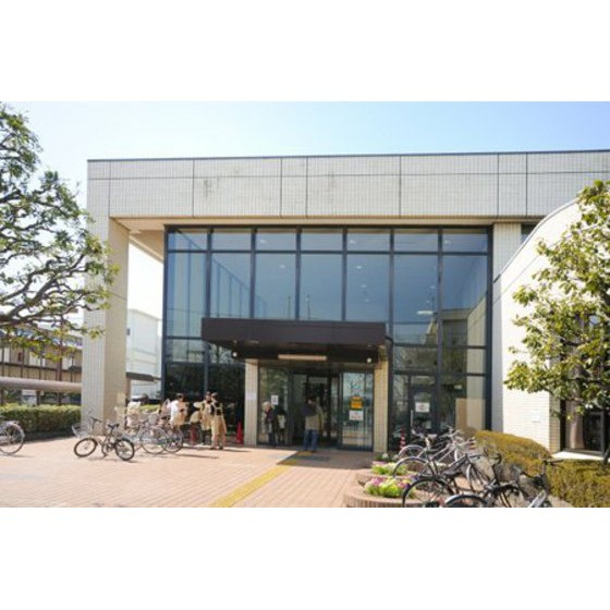 ジェネシス三鷹の周辺|図書館「三鷹市立三鷹図書館まで754ｍ」