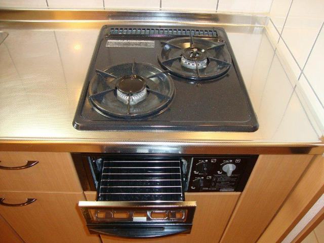 ベル・グラースのキッチン|グリル付コンロ