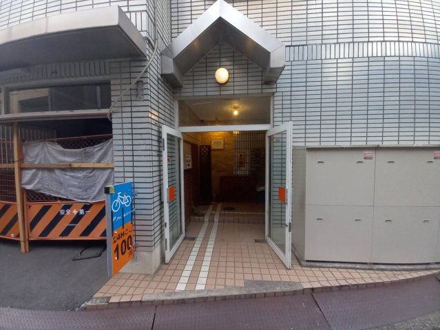 【エントランス】 | リーフジャルダン牧野駅前
