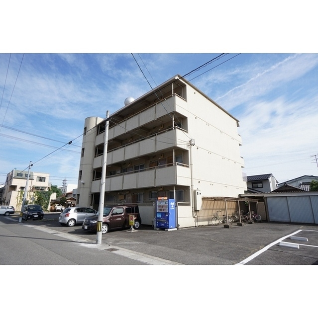 岐阜市如月町６丁目のアパート