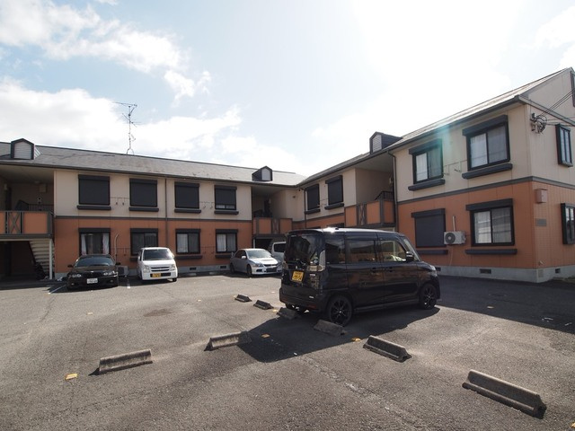 グリーンハイツ箕山の外観