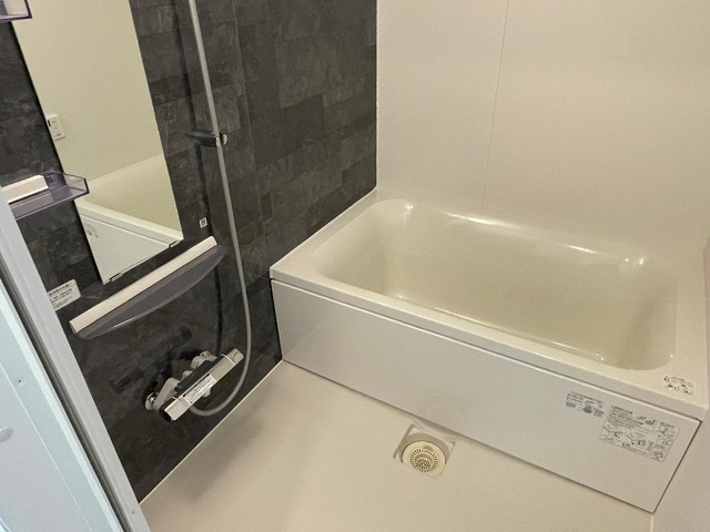 メゾンドカラーズの浴室