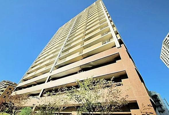 【外観】 | メイフェアパークス溝の口C棟 | 最上階のお部屋からみる景色は圧巻！敷地内にはお子様が遊べる遊具などもございます！