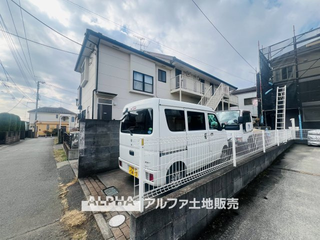 昭島市美堀町2丁目　中古戸建の外観|【A warm space】◆心がほどける場所◆
ゆとりある空間が、日常に静かな余白をつくる住まい。人を迎えることが自然になり、暮らしのリズムも穏やかに整っていく。