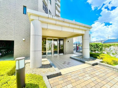 【エントランス】 | アドリーム新金岡 | オートロック等セキュリティも充実！！管理人さんも待機しております♪