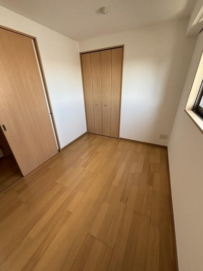 【洋室】 | ドルチェヴィータ | ※同タイプ別のお部屋の写真です。