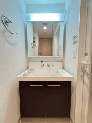 【洗面所】 | ドルチェヴィータ | ※同タイプ別のお部屋の写真です。
