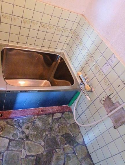 和歌山市内原　中古戸建の浴室