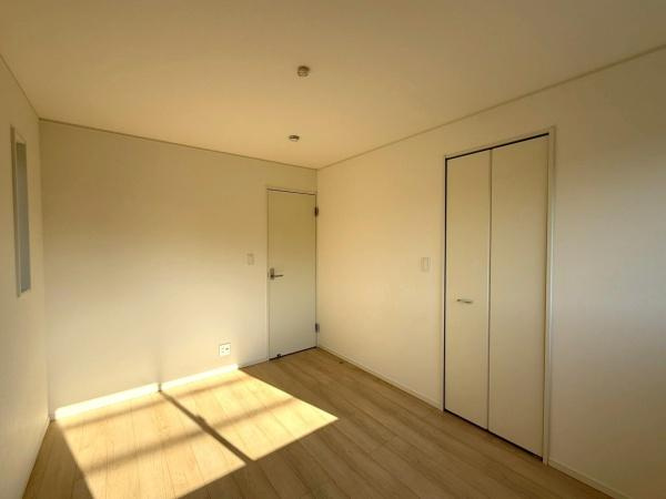 和歌山市和歌川町　第1-1号棟の洋室