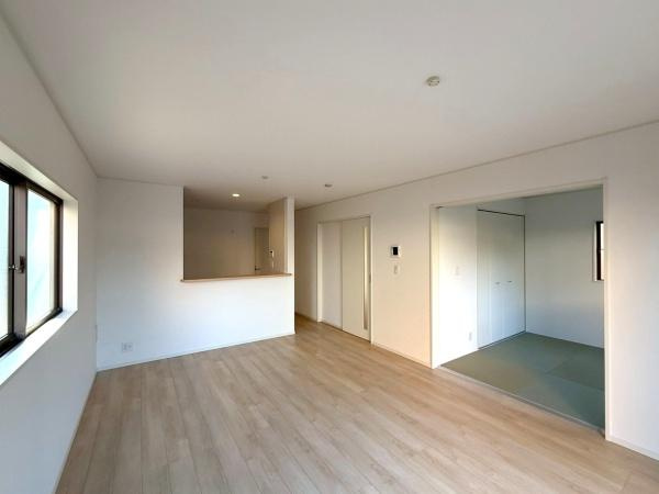 和歌山市和歌川町　第1-1号棟の居間・リビング