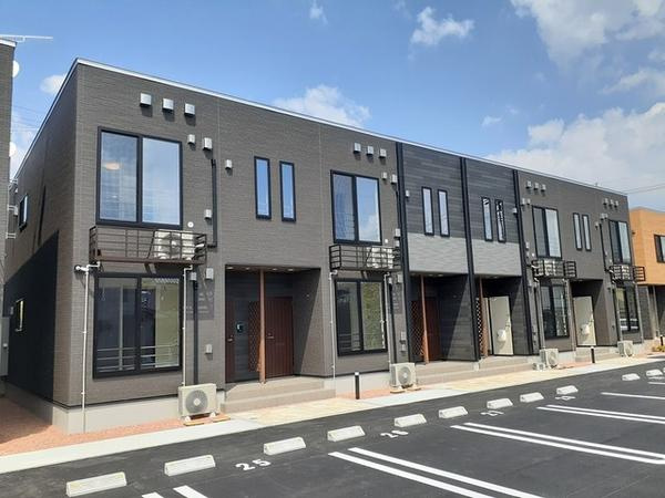 ヒルズ長久　Ｂの外観