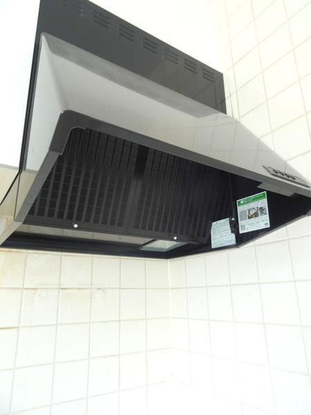 ヴィラスリースター鶴浜のキッチン|★換気もバッチリ★