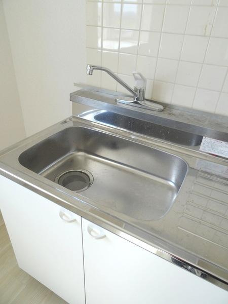 ヴィラスリースター鶴浜のキッチン|★大きなシンクです★
