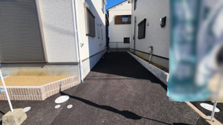 【前面道路含む現地写真】