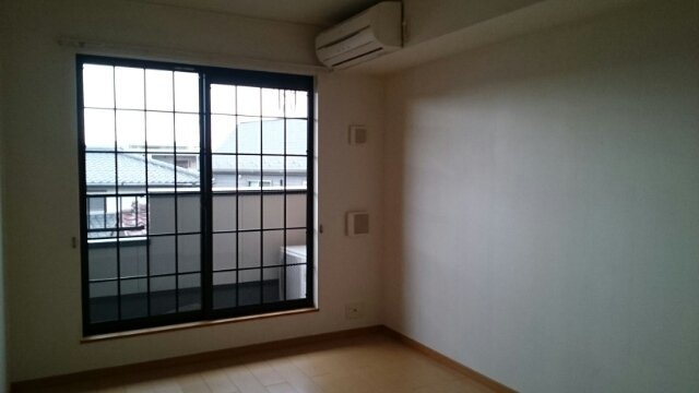 フォレストタウンⅡの居間・リビング