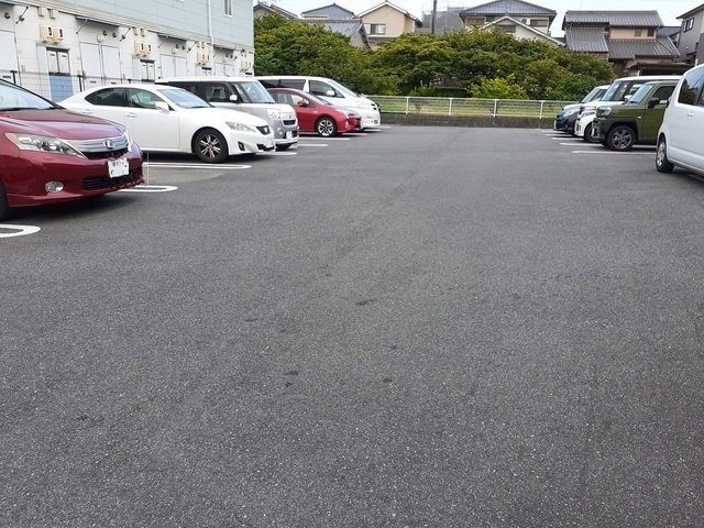 ベルソレイユ　Ｂの駐車場