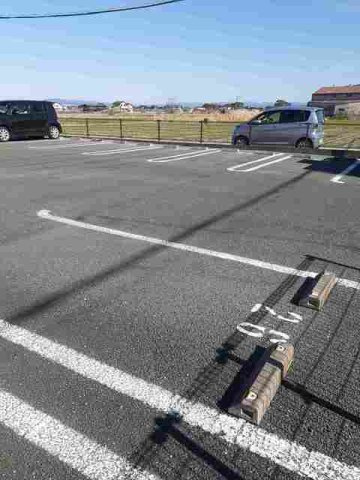 すいふようＣの駐車場