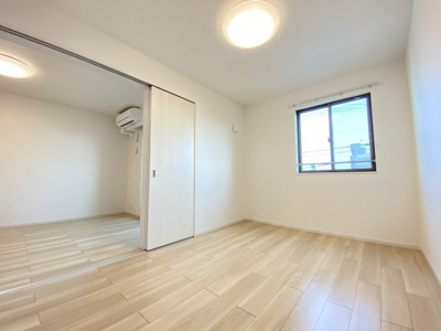 【洋室】 | サーレ・ＷＥＳＴ　Ⅰ