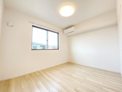 【寝室】 | サーレ・ＷＥＳＴ　Ⅰ