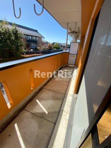 シャルマン冨士塚のバルコニー