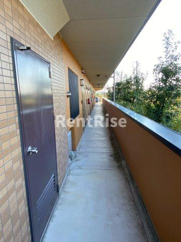 シャルマン冨士塚のロビー