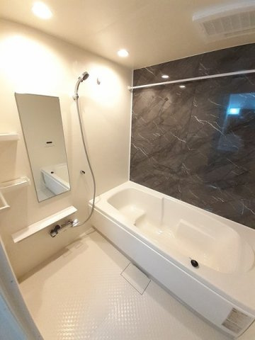 プライムローズ　ガーデンⅡの浴室