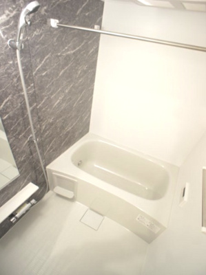 【浴室】 | Ｓｔａｒ　Ｌｉｇｈｔ | ゆったり過ごせるお風呂です♪