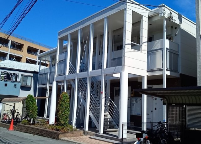 レオパレススリーＹの外観