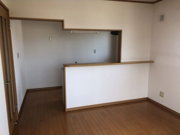 水沢ステーションアベニューG棟の居間・リビング