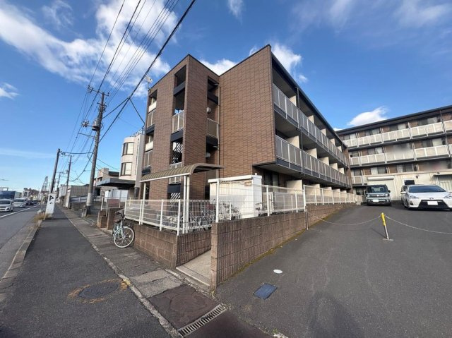 レオパレスハーバーサイドＷ棟の外観