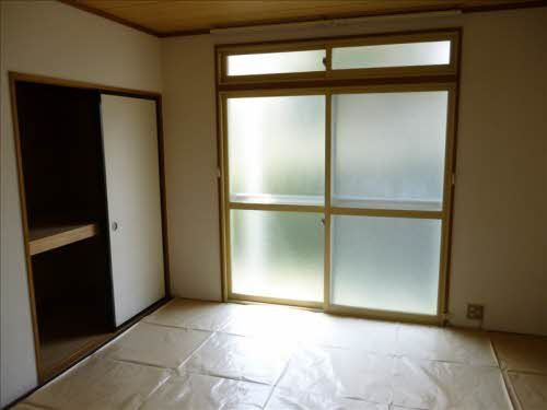 白樺ハイツの居間・リビング