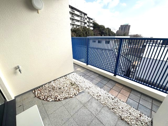 ラムール六甲山ノ手のバルコニー