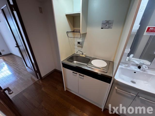 ヴィ・ラージュ吉田のキッチン|コンパクトなキッチンで掃除もラクラク