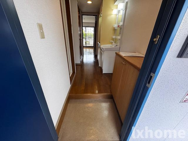 ヴィ・ラージュ吉田の玄関|明るい玄関です