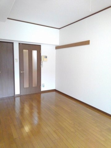 Ｂｅｌｌｅ　Ｄｅｍｅｕｒｕ　ｙのその他