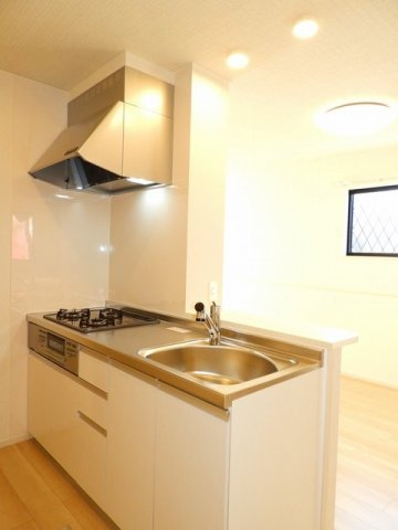 ツワブキ　Ⅰのキッチン|コンパクトなキッチンで掃除もラクラク