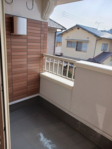 シャルマン　弐番館のバルコニー|お洗濯にも便利なバルコニー付き