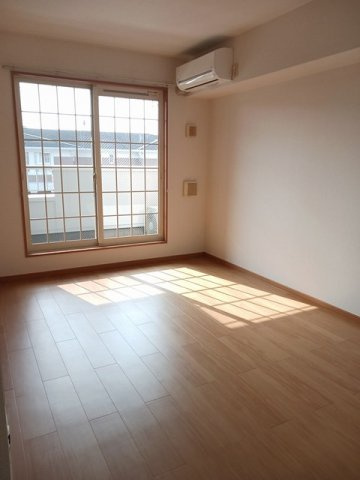 シャルマン　弐番館の居間・リビング|ゆったりとしたリビングです