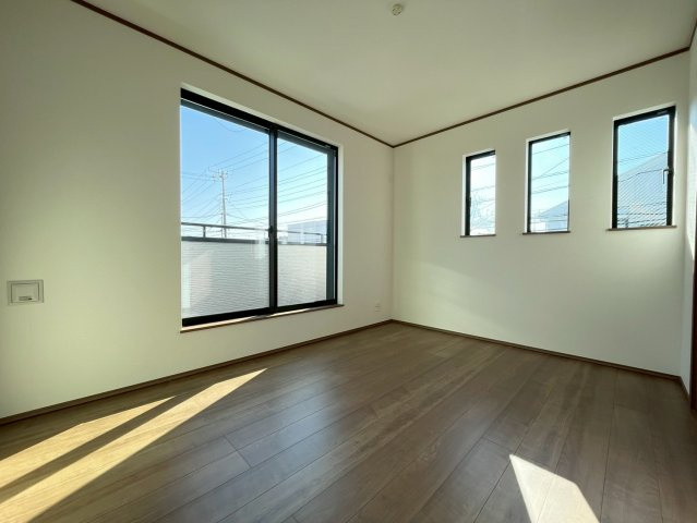 葛飾区東水元５丁目　新築戸建て　A号棟の洋室|2026年2月13日撮影