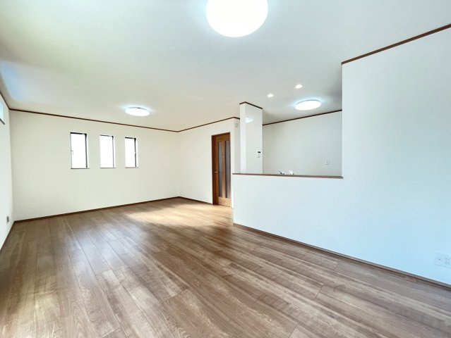 葛飾区東水元５丁目　新築戸建て　A号棟の居間・リビング|2026年2月13日撮影