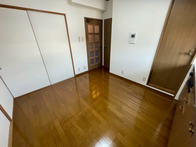 アルディア伊勢の居間・リビング