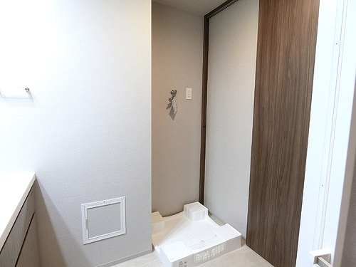 ライオンズタワー岡山千日前のその他|室内洗濯機置場　※2026年1月撮影