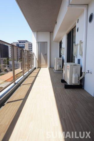 ニューガイア水前寺のバルコニー