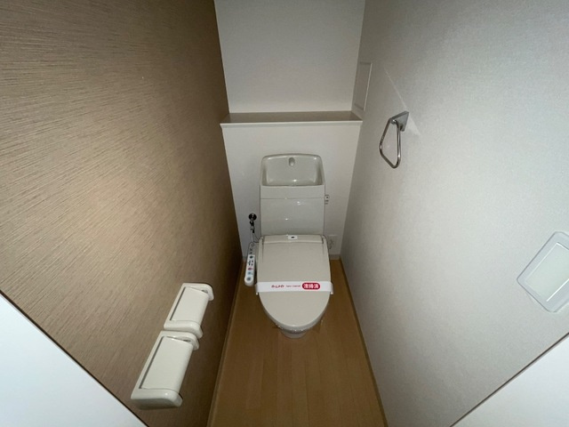 シンフォニーヒルズのトイレ|シャワー付トイレ
