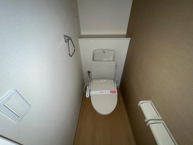 シンフォニーヒルズのトイレ|シャワー付トイレ