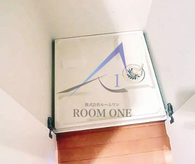 ルーブル小竹向原弐番館の設備|洗濯機置き場です。