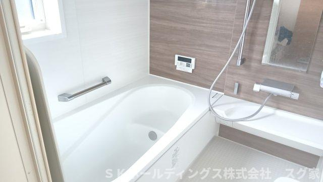 福知山市篠尾中古戸建（築８年）の浴室