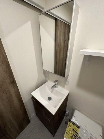 ＳＵＭＩＫＡの洗面所|明るい洗面所です