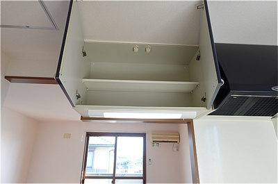 【キッチン】 | クレセント Ｂ | キッチン上部収納棚