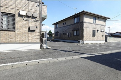 【駐車場】 | クレセント Ｂ | 駐車場